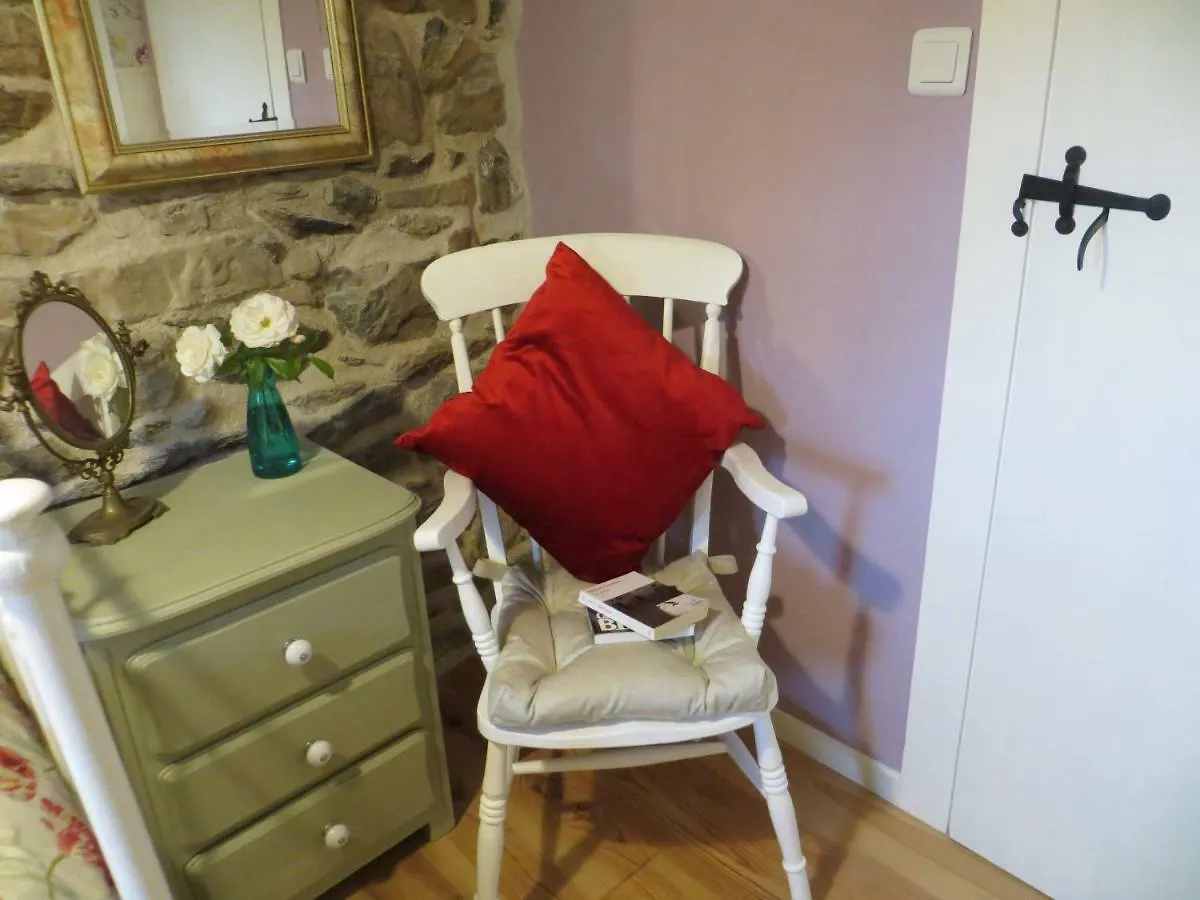 Гостевой дом Corentin Cottages - Stewart Morpurgo Plomodiern Франция